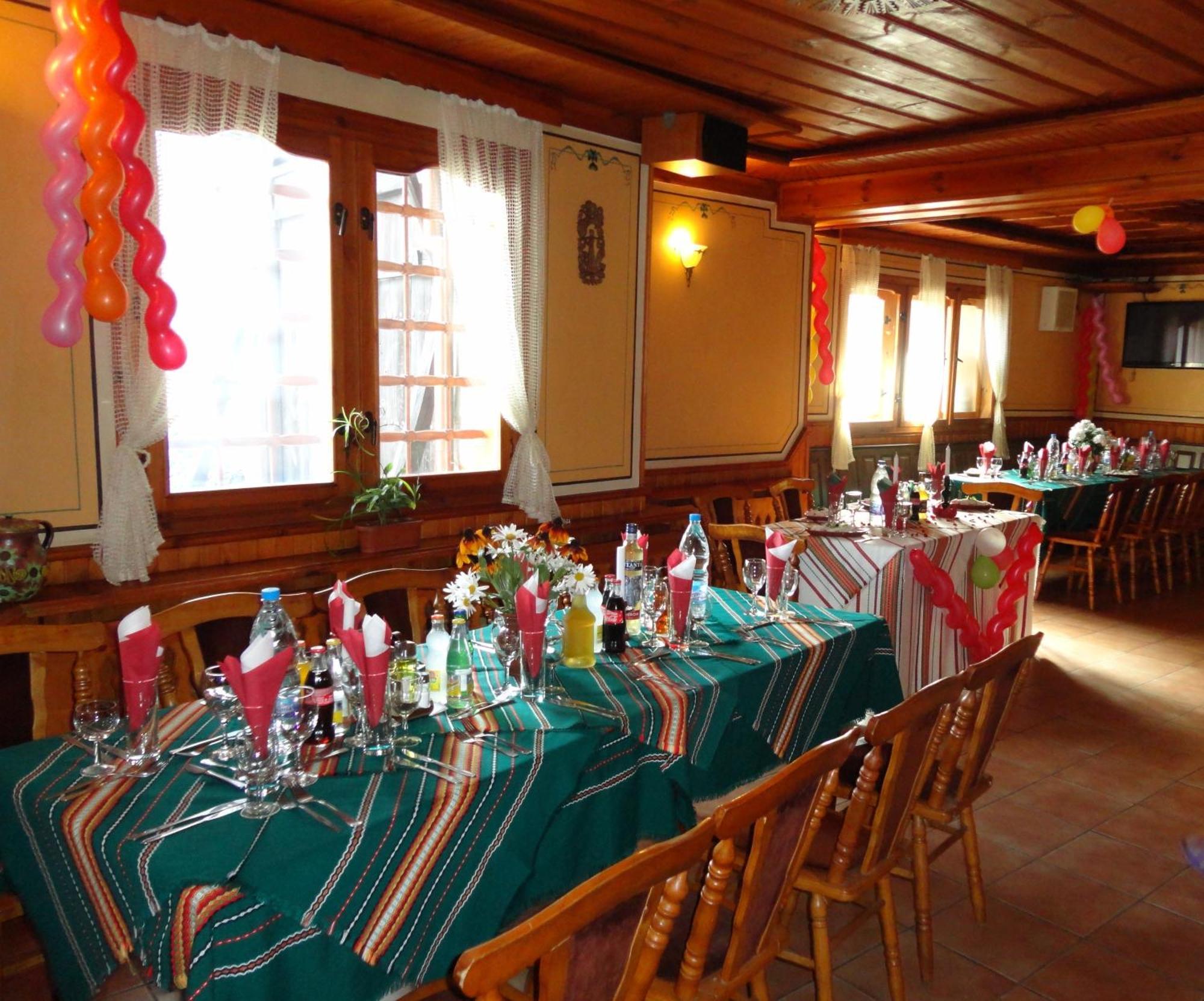 Chuchura Family Hotel Копривштица Экстерьер фото